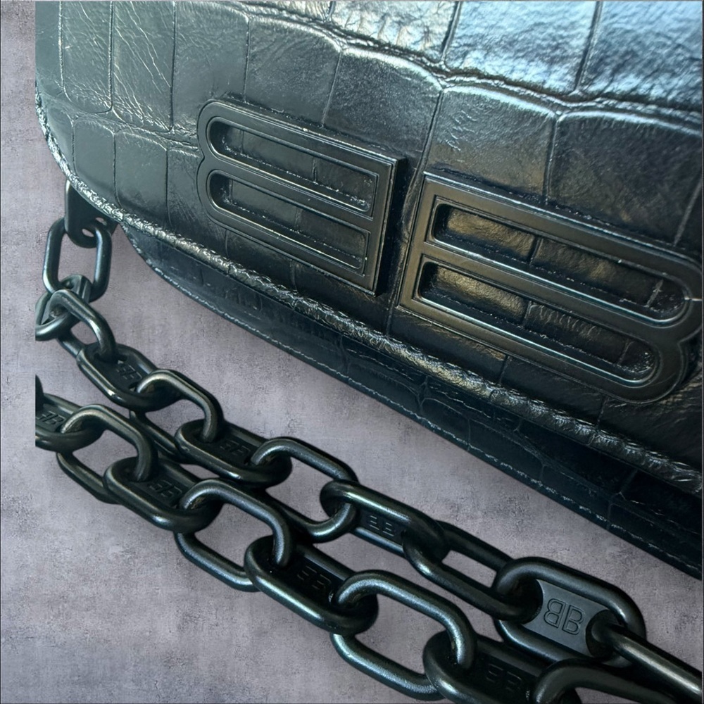 Balenciaga Supple Calfskin‎ Monochrome Crocodile Embossed Gossip Chain Bag XS - Picture 6 of 9